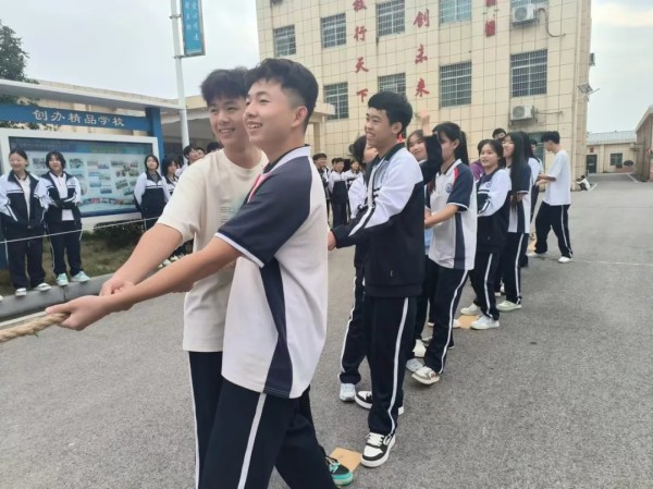 岳陽(yáng)市江南通信職業(yè)技術(shù)學(xué)校有限公司,岳陽(yáng)江南學(xué)校,岳陽(yáng)江南通信學(xué)校,岳陽(yáng)職業(yè)學(xué)校